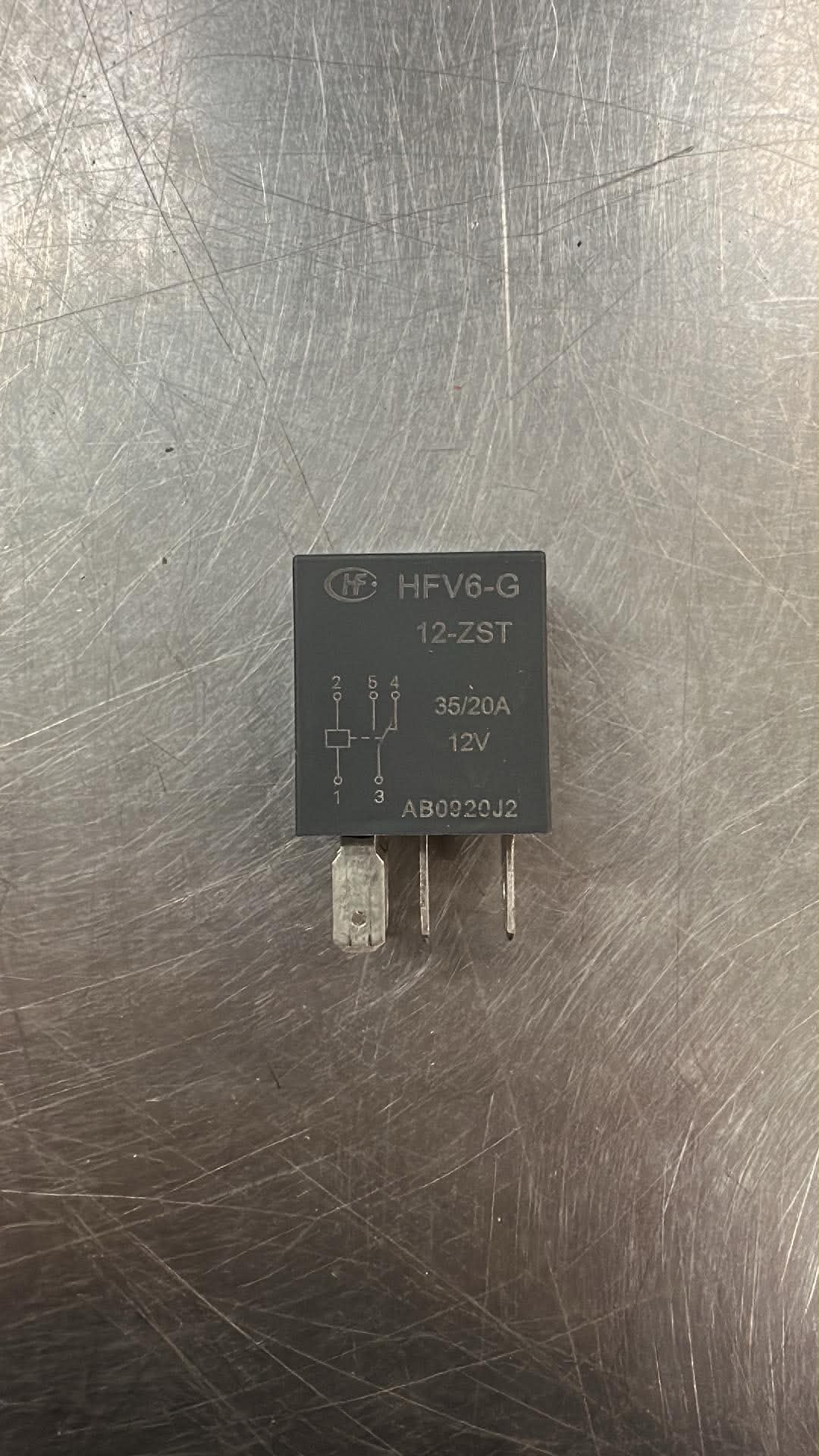 RELAIS 12V GRILLO 56745